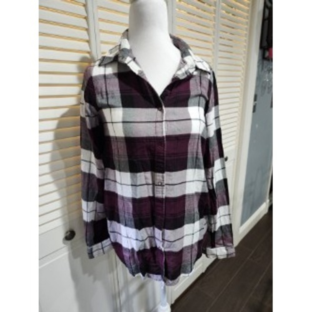 Weissman Plaid Flannel Snap Button Shirt Purple White Gray Long Sleeve Small